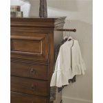 Dressing Chest