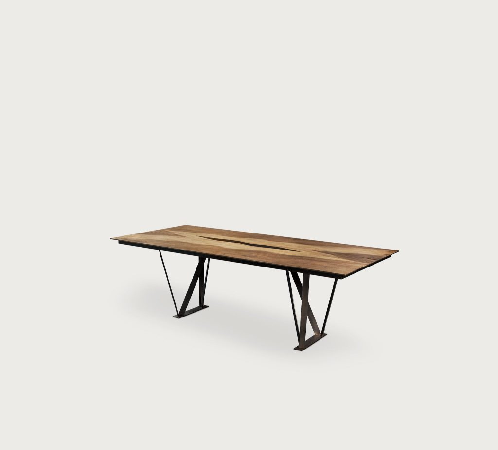 Placa Dining Table