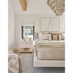 Sainte-Ann Upholstered Bed Queen