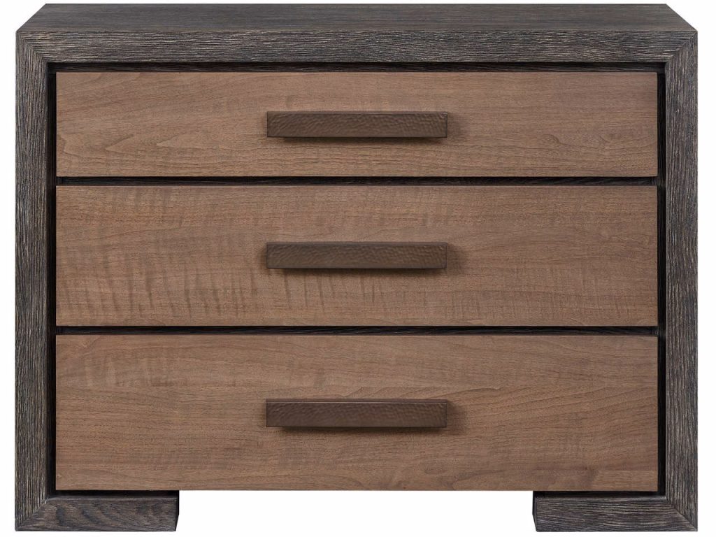 Veil Bachelors Chest