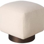 Sola Pouf