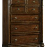 Leesburg Chest