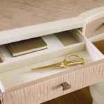 Hera Writing Desk