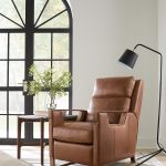 Relic Power Recliner w/Power Headrest