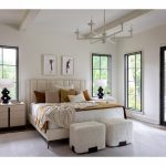 Summerland Uphol Bed King