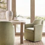 Commerce & Market Seaside Rectangle Dining Table with 1-22in Leaf