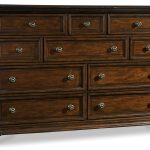Leesburg Dresser