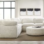 Barefoot Ottoman