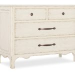 Americana Bachelor Chest