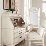 Americana Upholstered Seat Side Chair