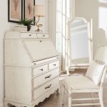 Americana Upholstered Seat Side Chair