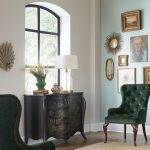 Charleston Host Chair