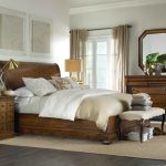 Archivist Queen Sleigh Bed withLow Footboard