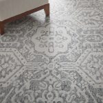 Belfort Traditional Geometric, Gray/White