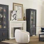 Pier/Display Cabinet